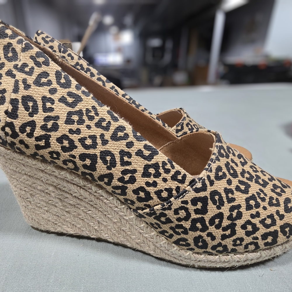 Toms Tan and Black Leopard Wedge Espadrilles